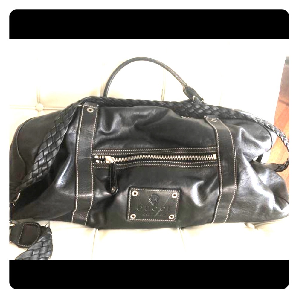 Gucci leather duffle bag